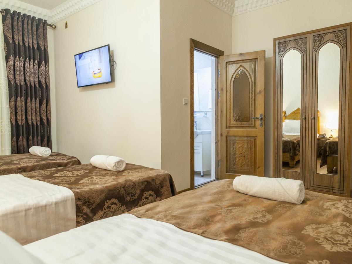 Royal Bukhara Hotel Exterior photo