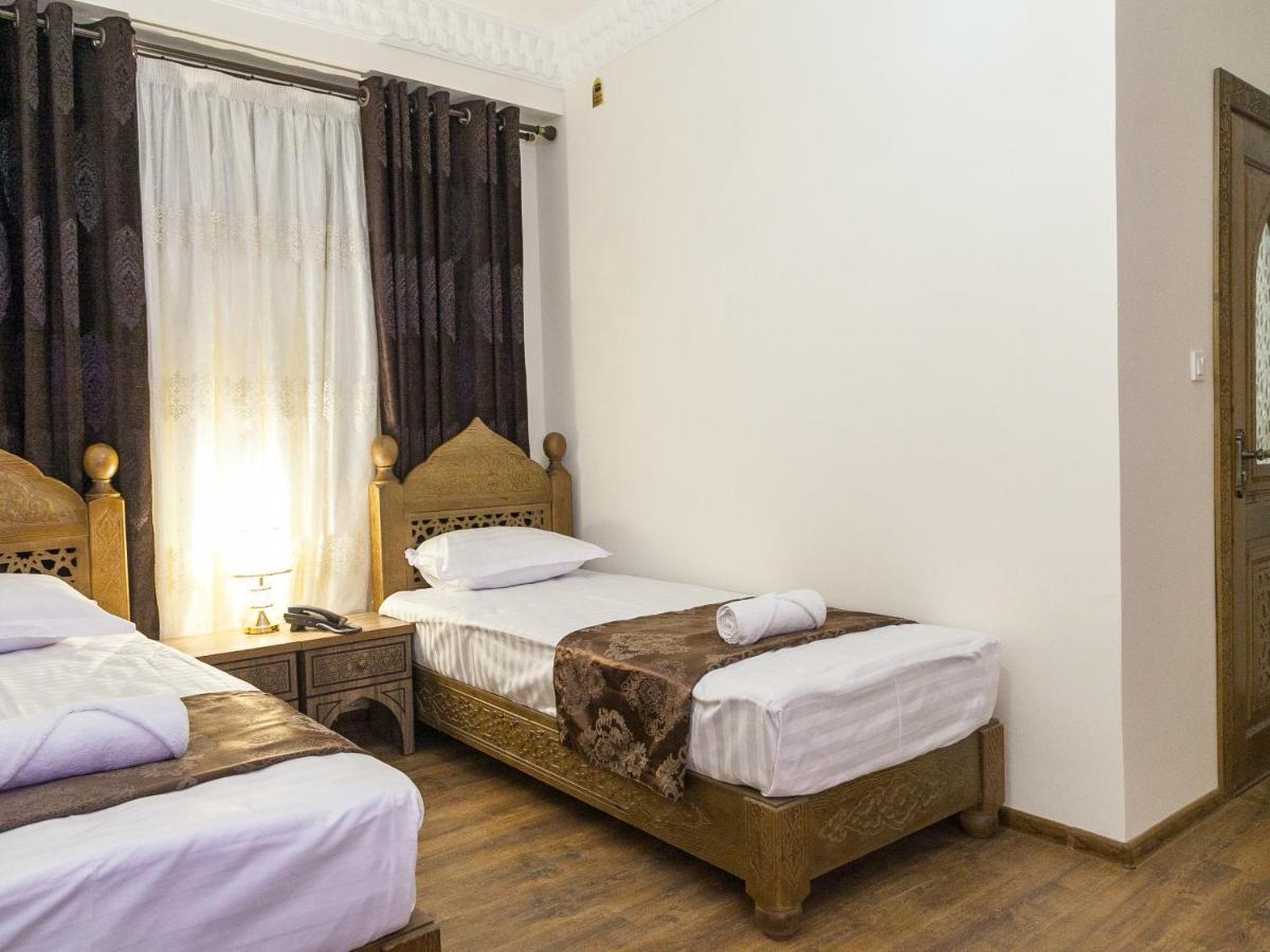 Royal Bukhara Hotel Exterior photo
